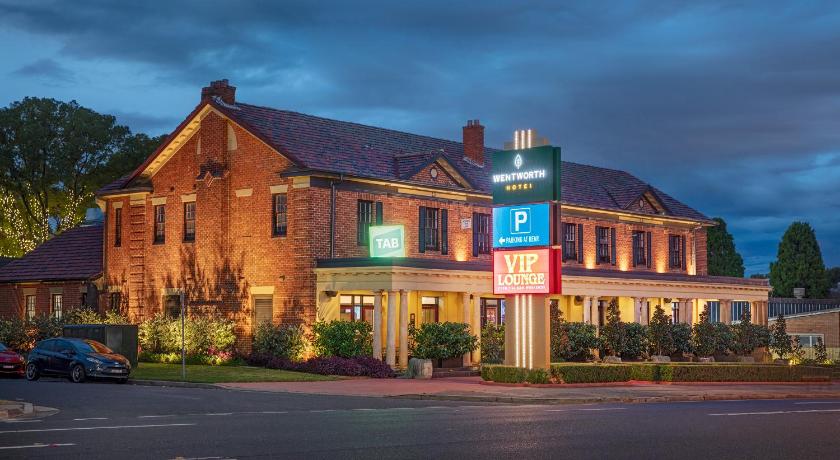 Wentworth Hotel exterior on Parramatta Road in Homebush